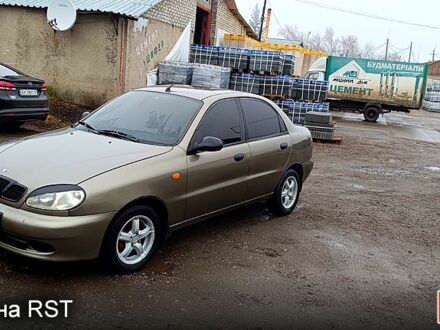 Зеленый Дэу Ланос, объемом двигателя 1.5 л и пробегом 278 тыс. км за 2600 $, фото 1 на Automoto.ua