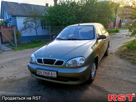 Дэу Ланос 2007 в Кропивницком (Кировограде) на Automoto.ua Зеленый Дэу Ланос, объемом двигателя 14 л и пробегом 83 тыс. км за 3100 $, фото 1 на Automoto.ua