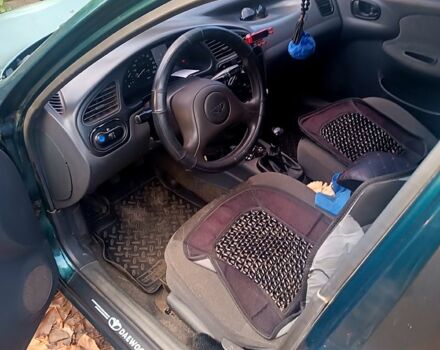 Дэу Ланос 2007 в Славянске на Automoto.ua Зеленый Дэу Ланос, объемом двигателя 1.5 л и пробегом 230 тыс. км за 1400 $, фото 1 на Automoto.ua