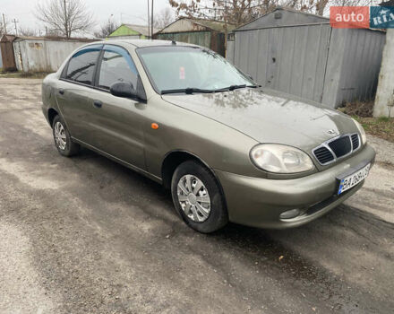 Зеленый Дэу Ланос, объемом двигателя 1.5 л и пробегом 332 тыс. км за 2300 $, фото 1 на Automoto.ua