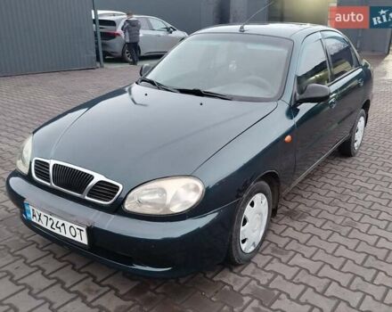 Зеленый Дэу Ланос, объемом двигателя 1.6 л и пробегом 321 тыс. км за 2600 $, фото 1 на Automoto.ua