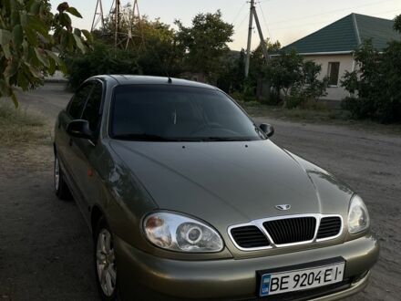 Деу Ланос 2007 у Вознесенске на Automoto.ua Зелений Деу Ланос, об'ємом двигуна 0.14 л та пробігом 213 тис. км за 3000 $, фото 1 на Automoto.ua