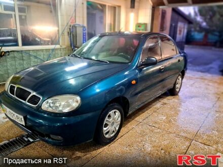 Зеленый Дэу Ланос, объемом двигателя 1.5 л и пробегом 200 тыс. км за 1050 $, фото 1 на Automoto.ua