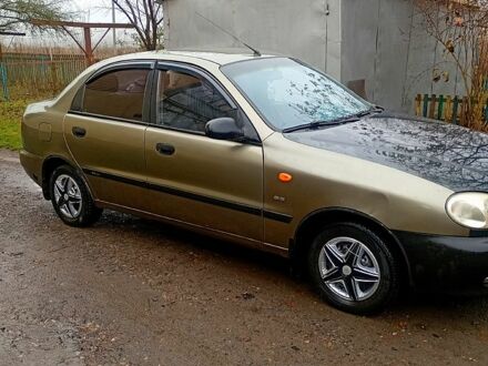 Зеленый Дэу Ланос, объемом двигателя 1.5 л и пробегом 250 тыс. км за 1600 $, фото 1 на Automoto.ua