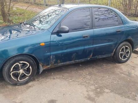 Зеленый Дэу Ланос, объемом двигателя 1.5 л и пробегом 426 тыс. км за 900 $, фото 1 на Automoto.ua