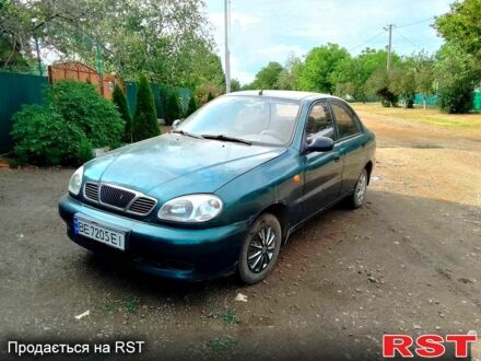 Зеленый Дэу Ланос, объемом двигателя 1.4 л и пробегом 234 тыс. км за 1150 $, фото 1 на Automoto.ua