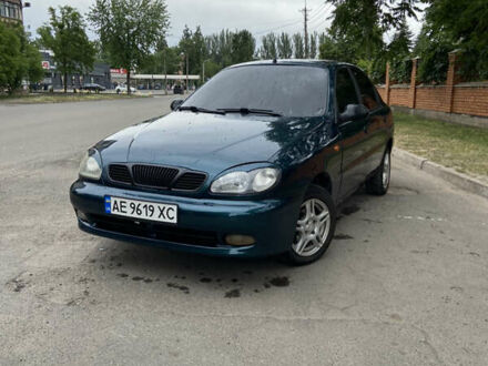 Зеленый Дэу Ланос, объемом двигателя 1.5 л и пробегом 143 тыс. км за 2900 $, фото 1 на Automoto.ua