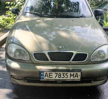 Зелений Деу Ланос, об'ємом двигуна 1.39 л та пробігом 118 тис. км за 2000 $, фото 1 на Automoto.ua