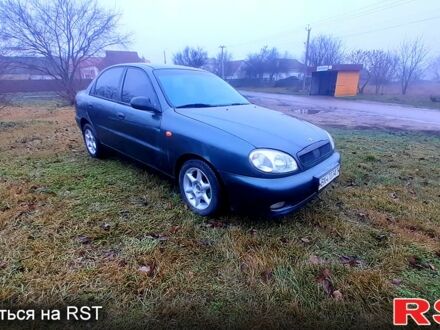 Зеленый Дэу Ланос, объемом двигателя 1.3 л и пробегом 350 тыс. км за 1200 $, фото 1 на Automoto.ua