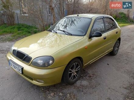 Дэу Ланос 2007 в Херсоне на Automoto.ua Зеленый Дэу Ланос, объемом двигателя 1.5 л и пробегом 228 тыс. км за 2599 $, фото 1 на Automoto.ua