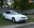 Белый Дэу Леганза, объемом двигателя 2 л и пробегом 300 тыс. км за 850 $, фото 1 на Automoto.ua