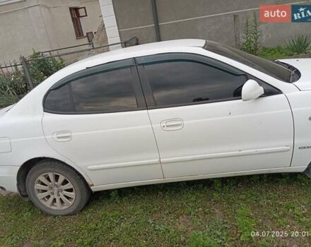 Белый Дэу Леганза, объемом двигателя 2 л и пробегом 305 тыс. км за 1900 $, фото 3 на Automoto.ua