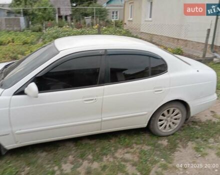 Белый Дэу Леганза, объемом двигателя 2 л и пробегом 305 тыс. км за 1900 $, фото 1 на Automoto.ua