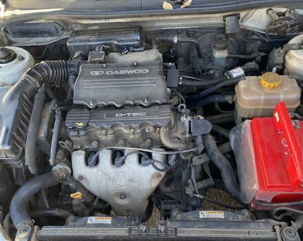 Дэу Леганза 1999 в Каменское - Днепродзержинск на Automoto.ua Белый Дэу Леганза, объемом двигателя 1.99 л и пробегом 350 тыс. км за 1331 $, фото 5 на Automoto.ua