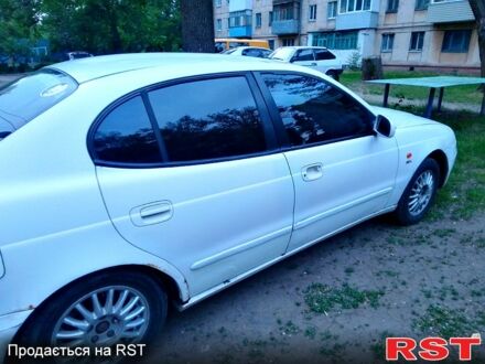 Деу Леганза 1999 у Кривому Розі на Automoto.ua Білий Деу Леганза, об'ємом двигуна 2 л та пробігом 350 тис. км за 1500 $, фото 1 на Automoto.ua