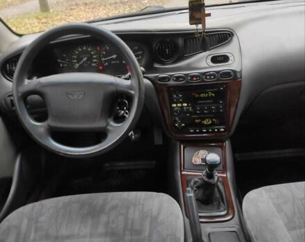 Черный Дэу Леганза, объемом двигателя 2 л и пробегом 250 тыс. км за 2100 $, фото 5 на Automoto.ua