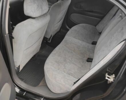 Черный Дэу Леганза, объемом двигателя 2 л и пробегом 235 тыс. км за 2100 $, фото 6 на Automoto.ua