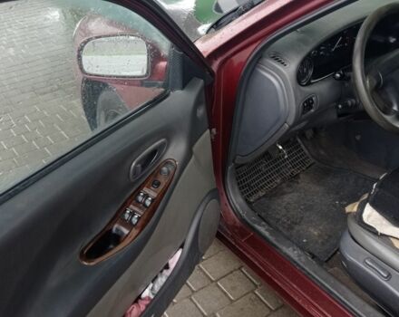 Красный Дэу Леганза, объемом двигателя 2 л и пробегом 450 тыс. км за 1187 $, фото 4 на Automoto.ua