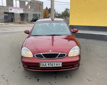 Красный Дэу Леганза, объемом двигателя 2 л и пробегом 185 тыс. км за 2450 $, фото 1 на Automoto.ua