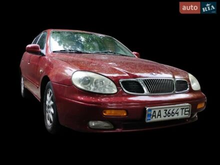 Деу Леганза 2001 у Києві на Automoto.ua Червоний Деу Леганза, об'ємом двигуна 2 л та пробігом 185 тис. км за 2100 $, фото 1 на Automoto.ua