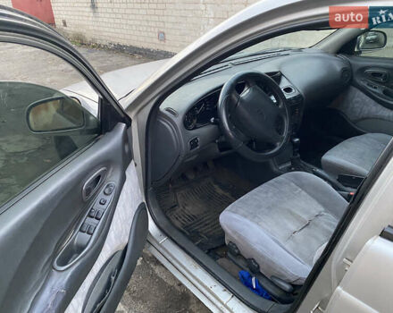 Серый Дэу Леганза, объемом двигателя 2 л и пробегом 238 тыс. км за 1300 $, фото 4 на Automoto.ua