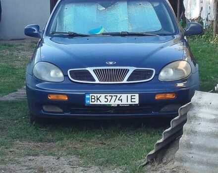 Синій Деу Леганза, об'ємом двигуна 2 л та пробігом 300 тис. км за 1500 $, фото 1 на Automoto.ua