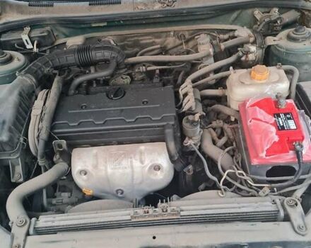 Дэу Леганза 2000 в Киеве на Automoto.ua Зеленый Дэу Леганза, объемом двигателя 2.2 л и пробегом 250 тыс. км за 1500 $, фото 2 на Automoto.ua