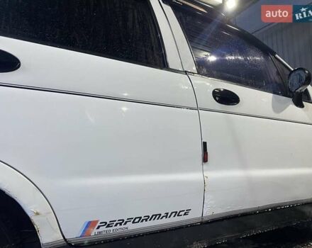 Белый Дэу Матиз, объемом двигателя 0.8 л и пробегом 270 тыс. км за 1500 $, фото 1 на Automoto.ua