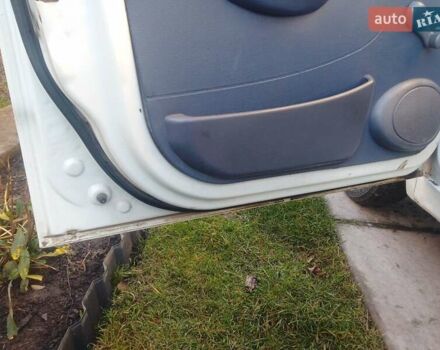 Белый Дэу Матиз, объемом двигателя 0.8 л и пробегом 177 тыс. км за 1200 $, фото 14 на Automoto.ua