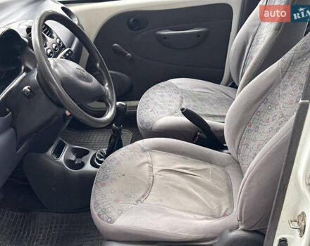Білий Деу Матіз, об'ємом двигуна 0.8 л та пробігом 240 тис. км за 1399 $, фото 5 на Automoto.ua