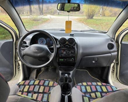 Белый Дэу Матиз, объемом двигателя 1 л и пробегом 164 тыс. км за 2550 $, фото 21 на Automoto.ua