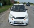 Белый Дэу Матиз, объемом двигателя 0.8 л и пробегом 140 тыс. км за 2700 $, фото 1 на Automoto.ua