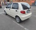 Белый Дэу Матиз, объемом двигателя 0.8 л и пробегом 103 тыс. км за 3300 $, фото 4 на Automoto.ua