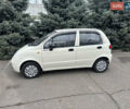 Белый Дэу Матиз, объемом двигателя 0.8 л и пробегом 75 тыс. км за 2200 $, фото 1 на Automoto.ua