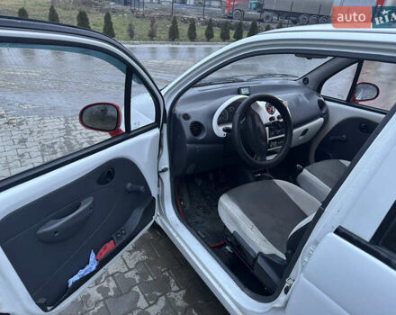 Белый Дэу Матиз, объемом двигателя 0.8 л и пробегом 35 тыс. км за 1600 $, фото 8 на Automoto.ua