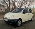 Белый Дэу Матиз, объемом двигателя 0.8 л и пробегом 200 тыс. км за 2500 $, фото 1 на Automoto.ua