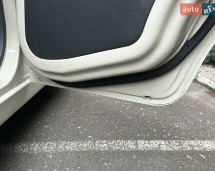 Белый Дэу Матиз, объемом двигателя 0.8 л и пробегом 75 тыс. км за 1999 $, фото 19 на Automoto.ua