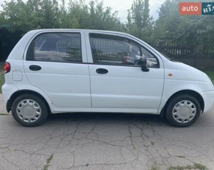 Белый Дэу Матиз, объемом двигателя 0.8 л и пробегом 77 тыс. км за 3100 $, фото 3 на Automoto.ua