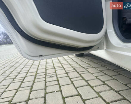 Белый Дэу Матиз, объемом двигателя 0.8 л и пробегом 75 тыс. км за 1999 $, фото 2 на Automoto.ua