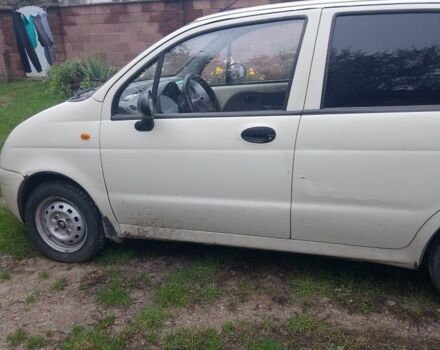 Белый Дэу Матиз, объемом двигателя 0.8 л и пробегом 650 тыс. км за 1444 $, фото 3 на Automoto.ua