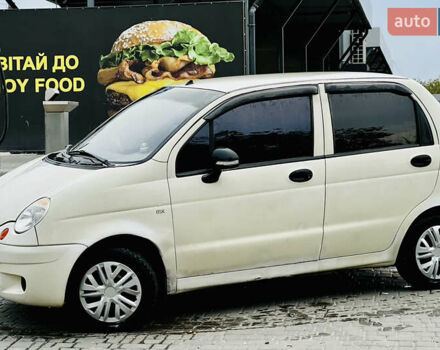 Белый Дэу Матиз, объемом двигателя 0.8 л и пробегом 136 тыс. км за 1800 $, фото 6 на Automoto.ua