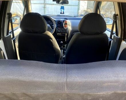 Белый Дэу Матиз, объемом двигателя 0.8 л и пробегом 148 тыс. км за 2500 $, фото 5 на Automoto.ua