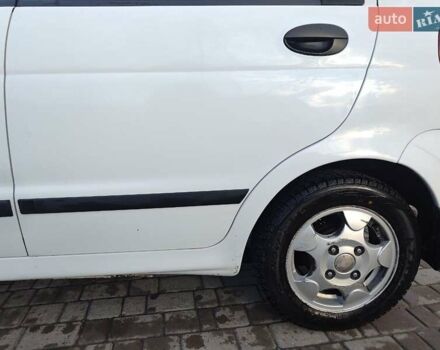 Белый Дэу Матиз, объемом двигателя 0.8 л и пробегом 143 тыс. км за 3000 $, фото 2 на Automoto.ua