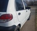 Белый Дэу Матиз, объемом двигателя 0.8 л и пробегом 100 тыс. км за 1400 $, фото 3 на Automoto.ua