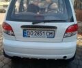 Белый Дэу Матиз, объемом двигателя 0.8 л и пробегом 200 тыс. км за 2000 $, фото 3 на Automoto.ua