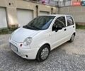 Белый Дэу Матиз, объемом двигателя 0.8 л и пробегом 200 тыс. км за 1500 $, фото 1 на Automoto.ua