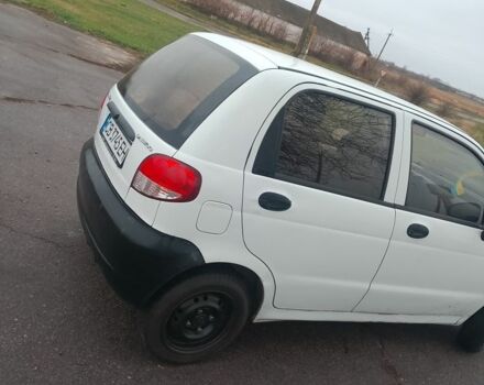 Белый Дэу Матиз, объемом двигателя 0.8 л и пробегом 60 тыс. км за 2133 $, фото 5 на Automoto.ua