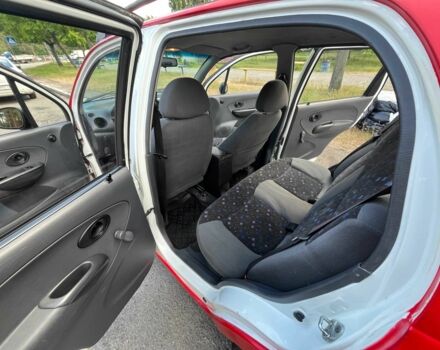 Білий Деу Матіз, об'ємом двигуна 0.8 л та пробігом 168 тис. км за 2000 $, фото 10 на Automoto.ua