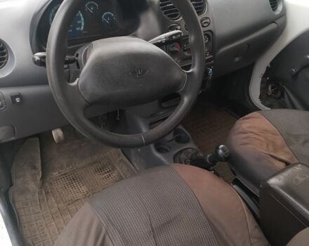 Белый Дэу Матиз, объемом двигателя 0.8 л и пробегом 60 тыс. км за 2133 $, фото 2 на Automoto.ua