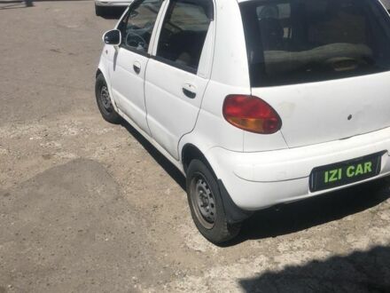 Дэу Матиз 2000 в Полтаве на Automoto.ua Белый Дэу Матиз, объемом двигателя 8 л и пробегом 222 тыс. км за 1000 $, фото 1 на Automoto.ua